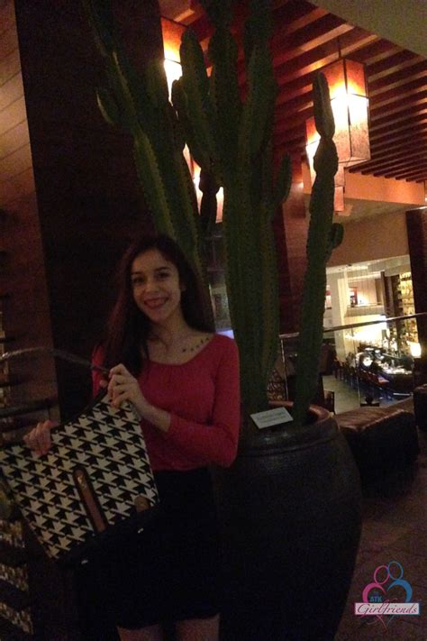 Girlfriend Kristina Bell Poses Spreads Her Muff In Her Amateur Compilation CoedCherry