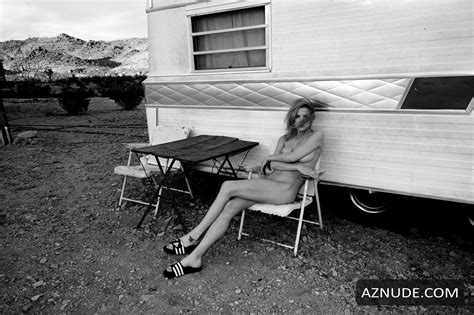 Ashley Smith Nude And Sexy Byclaire Rothstein Aznude