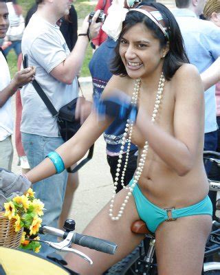 Sport Naked Bike Rec Pussy Flashing On Bicycle Gall Porn Pictures Xxx Photos Sex Images