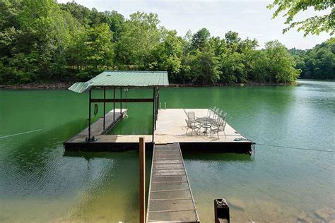 Norris Lake Cabin Rental Shady Grove — Sleeps 24