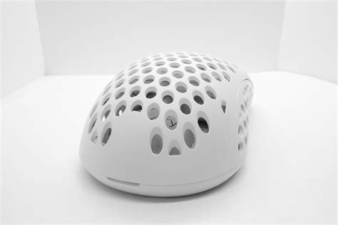 Xtrfy M42 Wireless Review - Shape & Dimensions | TechPowerUp