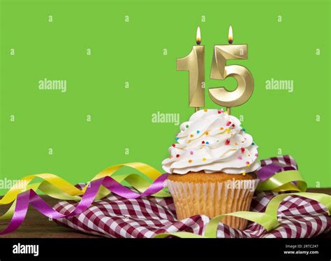 Number 15 Birthday Cake