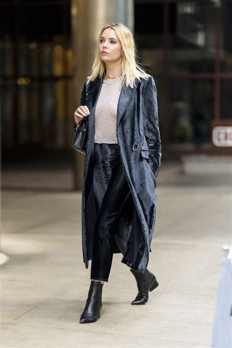 Ashley Benson Braless Boobs Hot Celebs Home