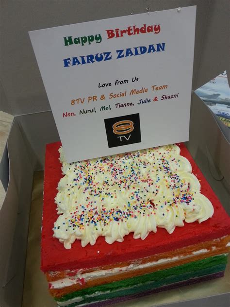 Zeti Hot Oven 365 Hot Oven Naked Square Rainbow Cake