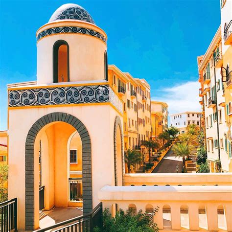 Top 10 điểm check in siêu hot ở thị trấn Địa Trung Hải Phú Quốc iVIVU