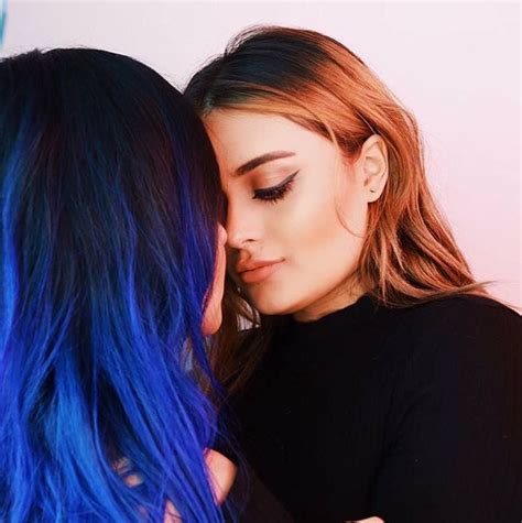 Pin By Sope On Shipps Girls In Love Lesbian Love Gay Women