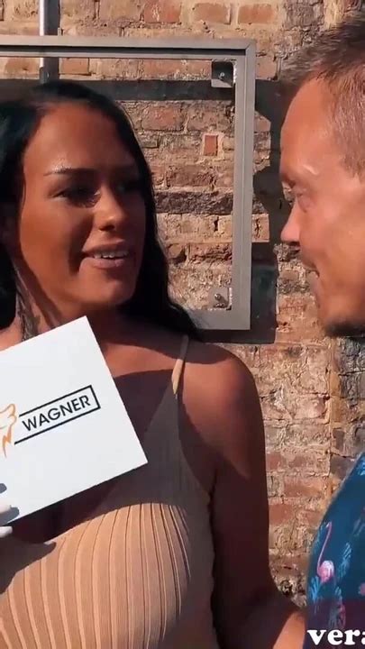 Schlüsselmoment von Echtes Blind Date Show mit deutscher latina Single schlampe in der Stadt