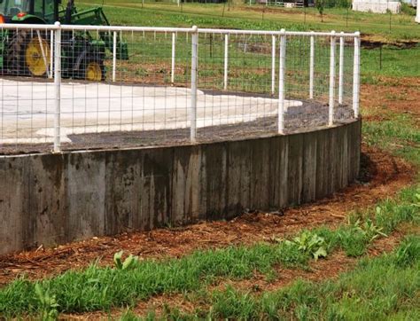 What Does Manure Collection and Storage Look Like? – Livestock and ...