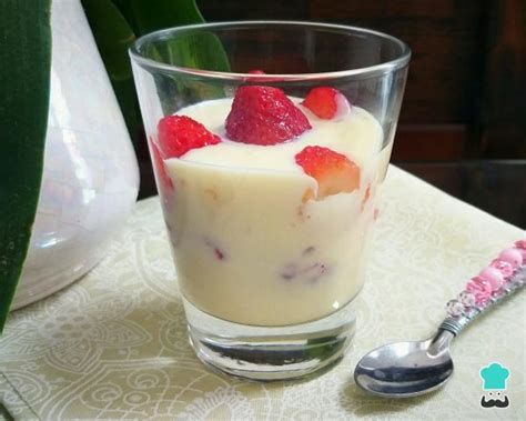 Sobremesa De Morango Fácil E Rápida Com Leite Condensado E Creme De Leite