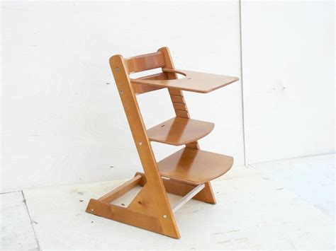 Детский стул из массива дерева - 97 фото