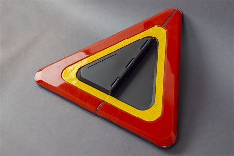 Знак аварийной остановки с LED-подсветкой