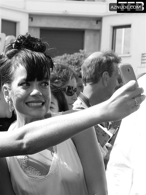 Lily Allen Sexy Seen Flaunting Her Hot Cleavage In A White Top At The Cannes Film Festival Aznude
