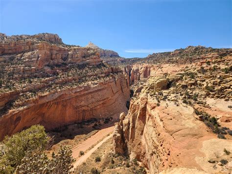 Grand Wash Road As Seen From The Cassidy Arch Trail In Cap Flickr