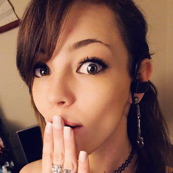 Luna Solar Eclipse Babe Page Watch This Adult Model On Freeones