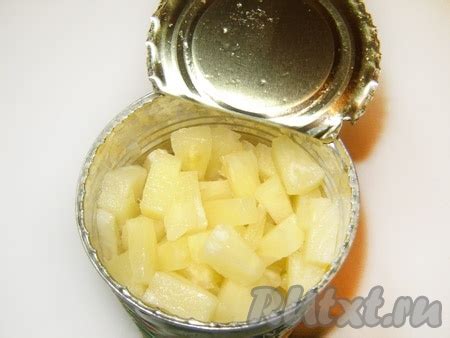 Салат с консервированными ананасами: 8 фото в рецепте