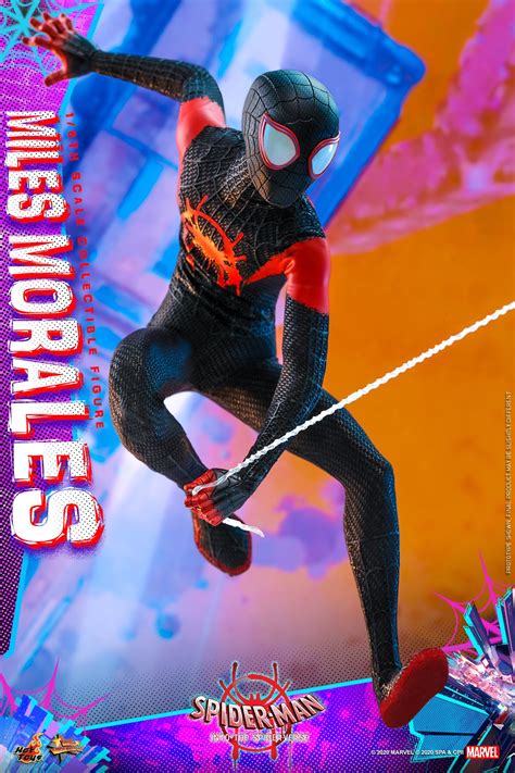 Hot Toys MMS Spider Man Into The Spider Verse Miles Morales Hot Toys Complete Checklist