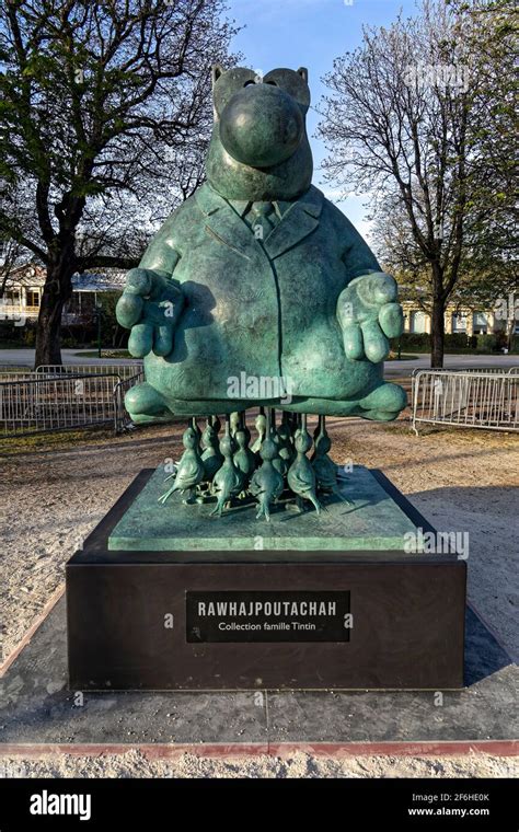 Le champs elysees Fotos und Bildmaterial in hoher Auflösung Alamy