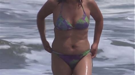 Beautiful Year Old Mature Latina Puts On A Bikini To Show Off On The Beach Xxx Videos Porno