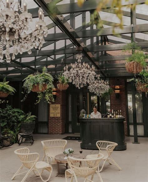 Emeline Hotel | Tiger Lily Weddings