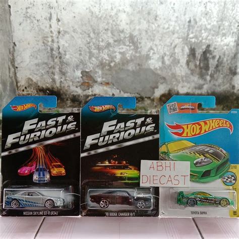 NISSAN HOT WHEELS Hijau Hotwheels 日產天際線 r34 環球影城底座 fast furi 蝦皮購物