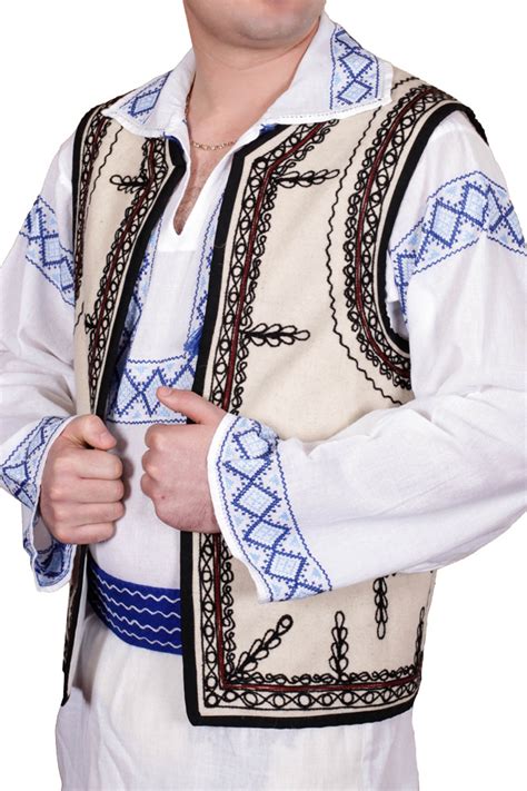 Costum Popular Barbatesc Banat Ocauaro