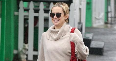 Pregnant Kate Hudson Wears A Teeny Weeny Red Bikini In A New Snap