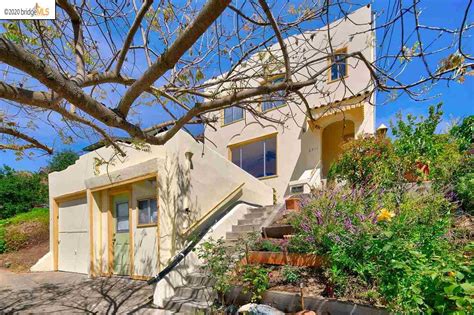 3816 Everett Ave Oakland Ca 94602 Redfin