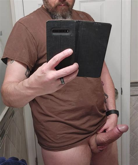 Just A Dad Doin Dad Stuff Nudes DadsGoneWild NUDE PICS ORG