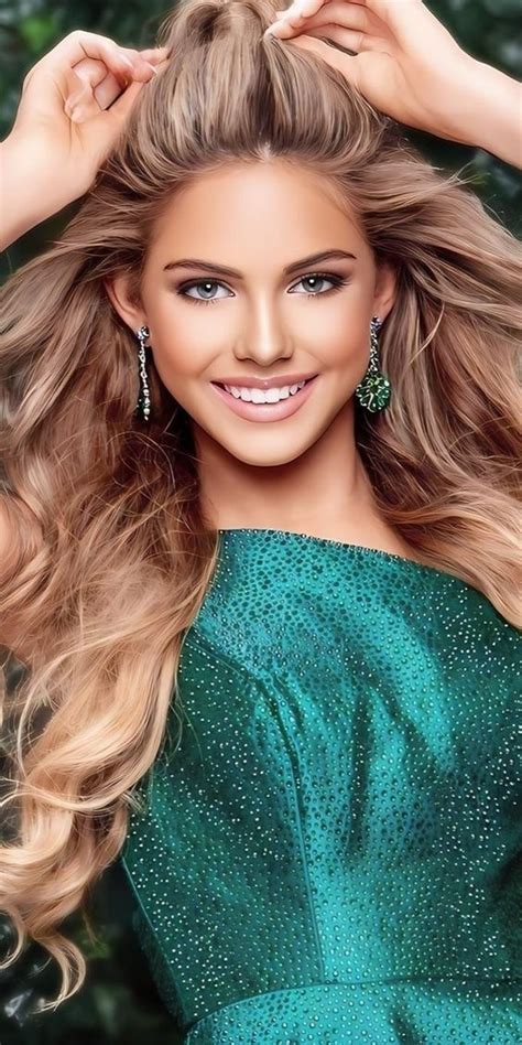 Blonde Beauty Pageant Photography Half Shaved Hair Beautiful Teeth Extremely Long Hair