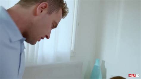 Milfed Skylar Snow And Savannah Bond Wedding Planner Lesbian Massage Orgasm Ehoneda