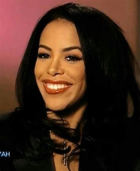 Aaliyah Smile Aaliyah Aaliyah Style Beauty