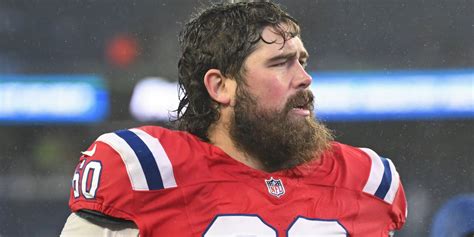 New England Patriots Sign David Andrews To A One Year Extension