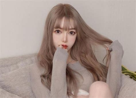 Mặc nội y vào bếp nấu ăn hot girl khiến ai cũng ngỡ ngàng Người đẹp Việt Giải Trí