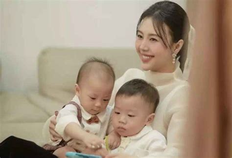 C U Hot Girl H Ng Kh Ng B Ngh L Y Ch Ng S C V C V N Ng I M