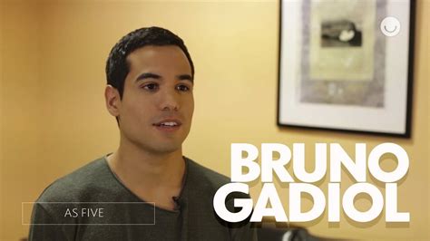 Bruno Gadiol se viu em Guto de As Five que conta ser gay na série Muito da minha