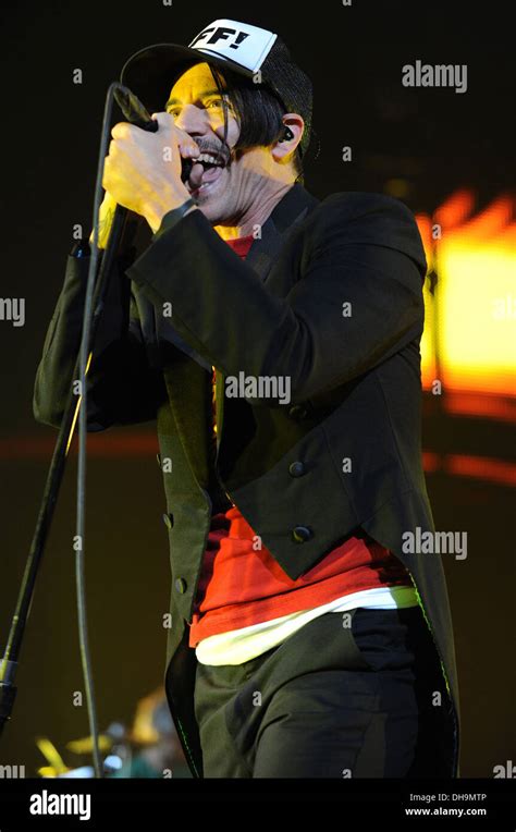 Anthony Kiedis Red Hot Chili Peppers Performing At Bank Atlantic Center Sunrise Florida