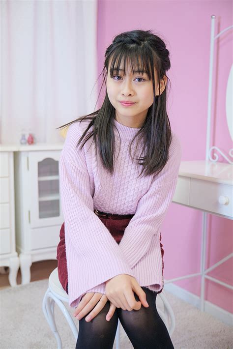 全裸直立小学生幼児体型裸投稿画像 枚 sexiezpix web porn My XXX Hot Girl