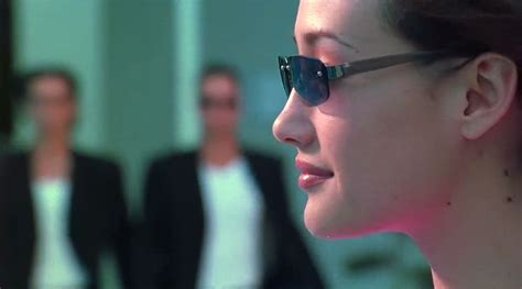 Images De Naked Weapon SensCritique