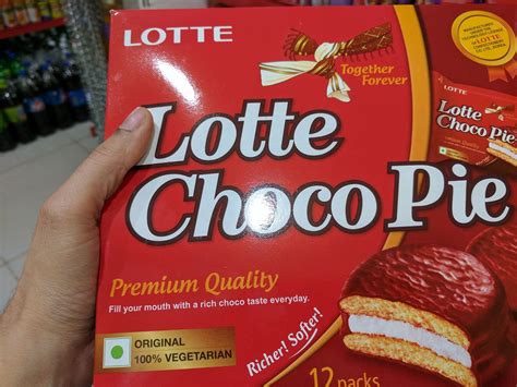 does lotte choco pie contain egg