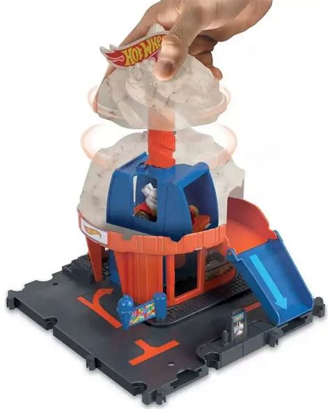 Hot Wheels City Downtown Ice Cream Swirl Track Set Mattel Toys ToyWiz