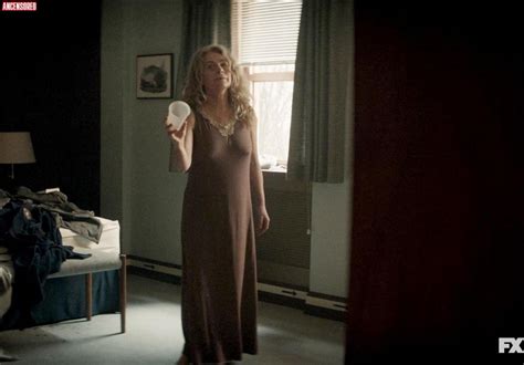 Naked Paris Jefferson In Y The Last Man