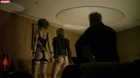 O Caçador nude pics page 1