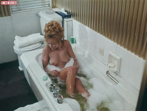 Naked Vanda Hudson In This That And The Other