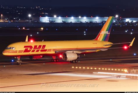 OE LNW DHL Aviation Boeing 757 223 PCF WL Photo by Justin Stöckel