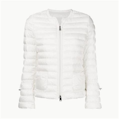 Белая стеганая куртка женская - 91 фото