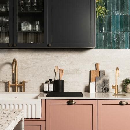 Nancy's Blushes No.278 | Paint Colours | Farrow & Ball