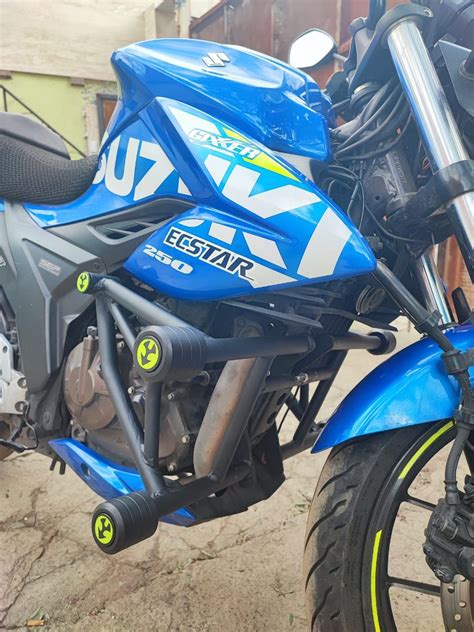 Slider Stunt Suzuki Gixxer Abs Naked Mach Jabs Moto