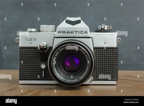 Praktica hi-res stock photography and images - Alamy