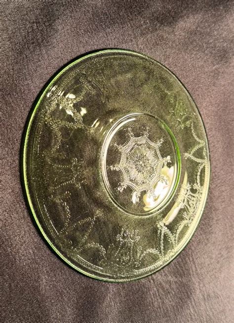 Anchor Hocking Green Uranium Cameo Ballerina Style Depression Glass 6 Saucer Etsy