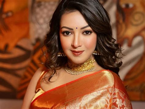 Gorgeous Looks Of Catherine Tresa